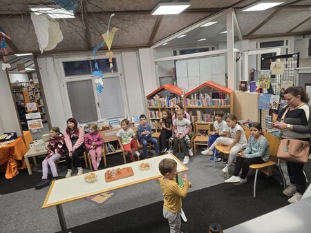 (Po)leti v knjiznici, foto KPGT  (7)